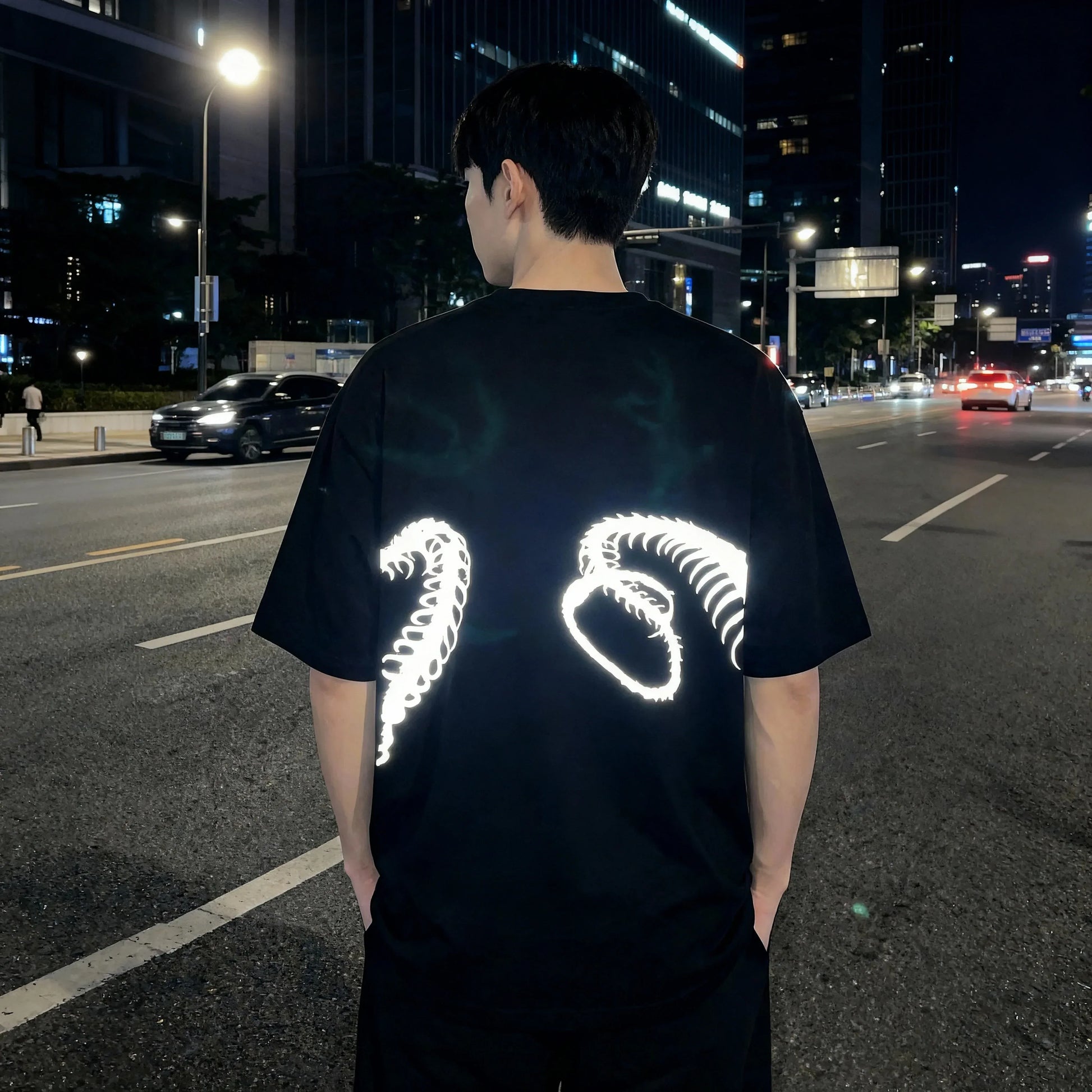 Reflective Venom Spine Tee - Getsetwear