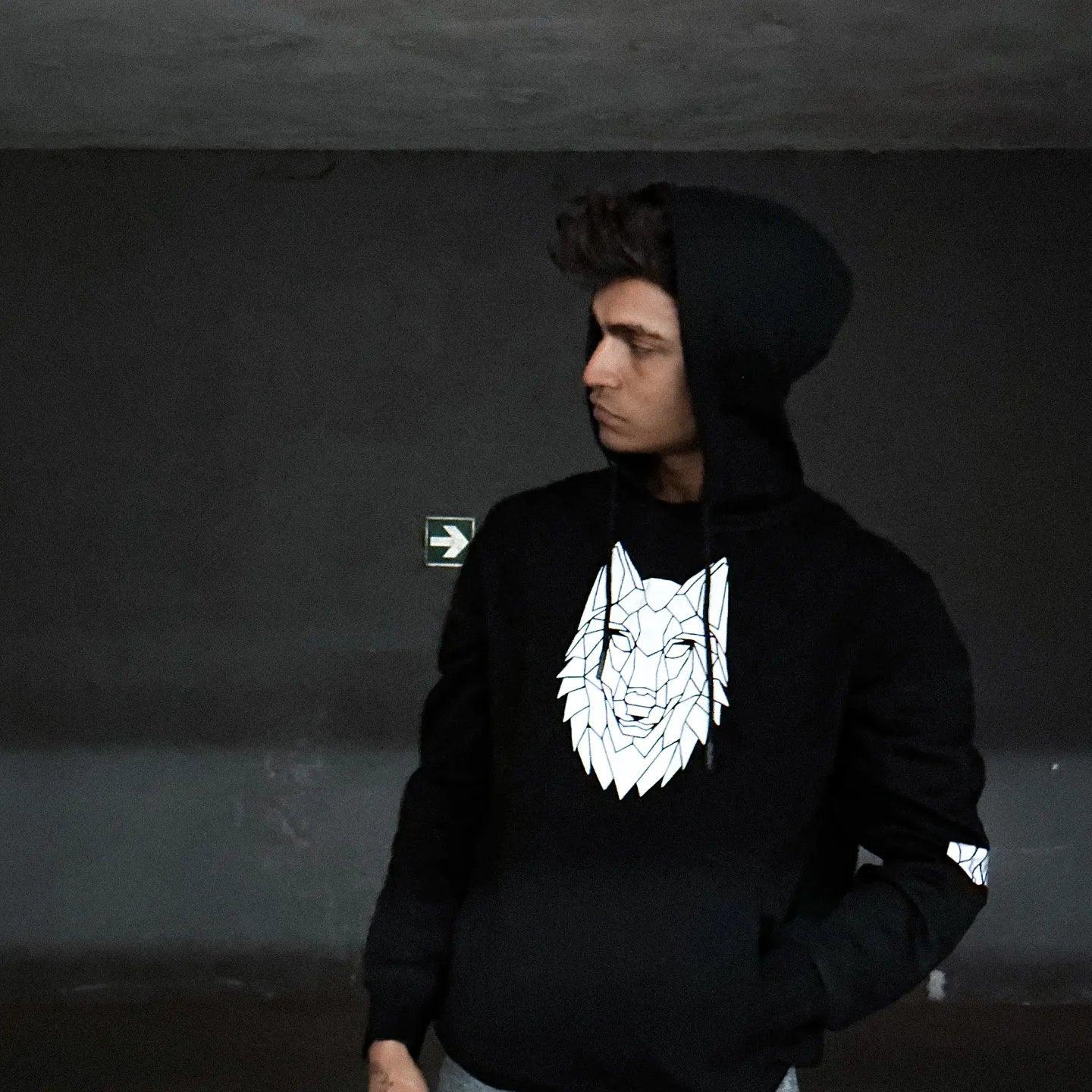 Wolf Reflective Hoodie - Getsetwear