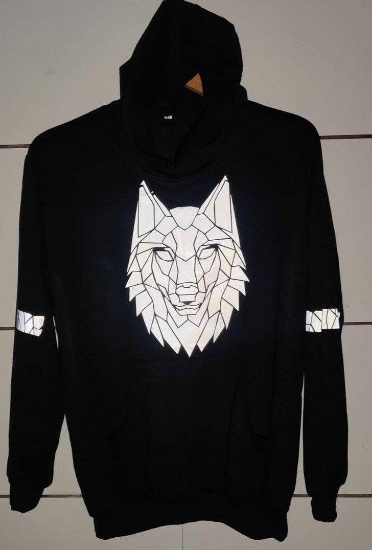 Wolf Reflective Hoodie - Getsetwear