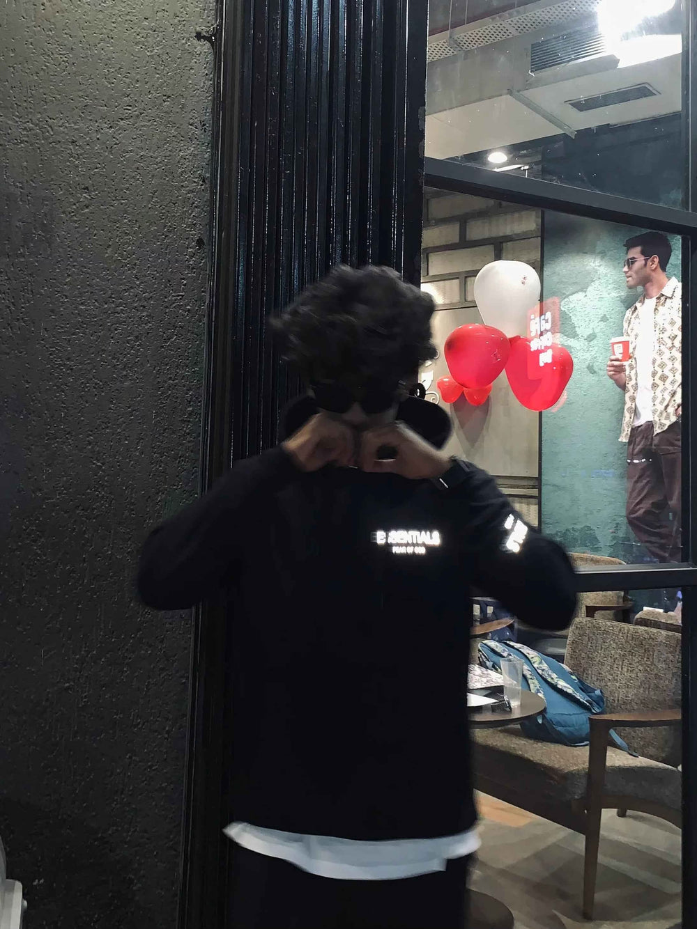 Essential hoodie
