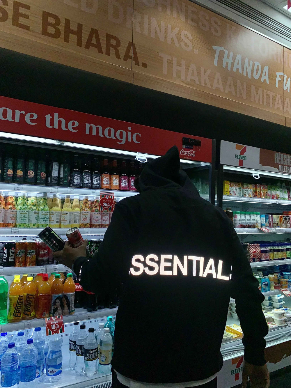 Essential hoodie